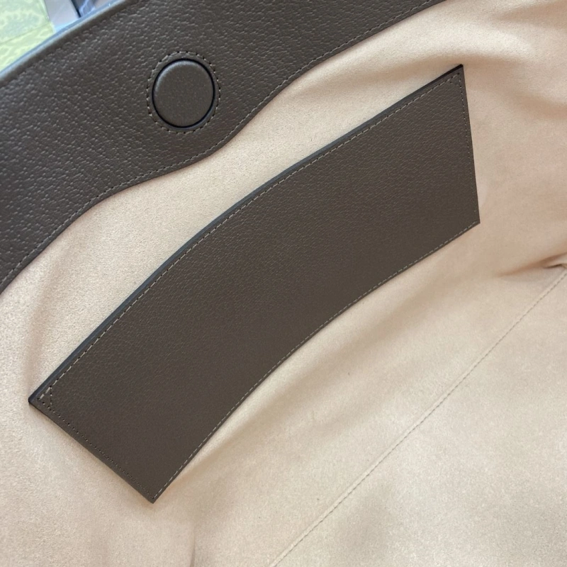 Gucci Shopping Bags 4011-0137