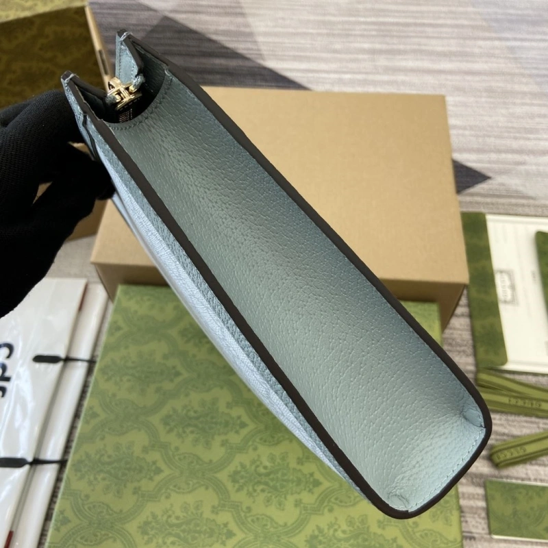 Gucci Clutch Bags 4011-0145