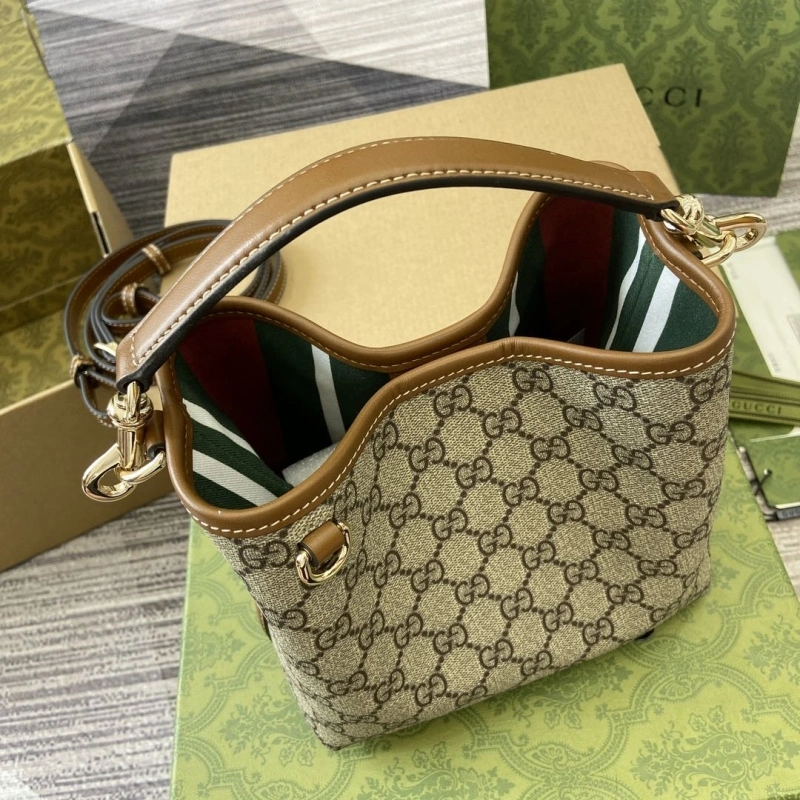 Gucci Top Handle Bags 4011-0183