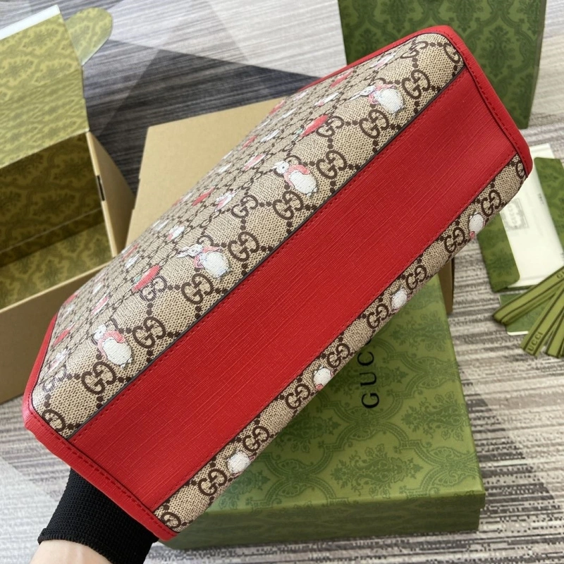 Gucci Shopping Bags 4011-0222