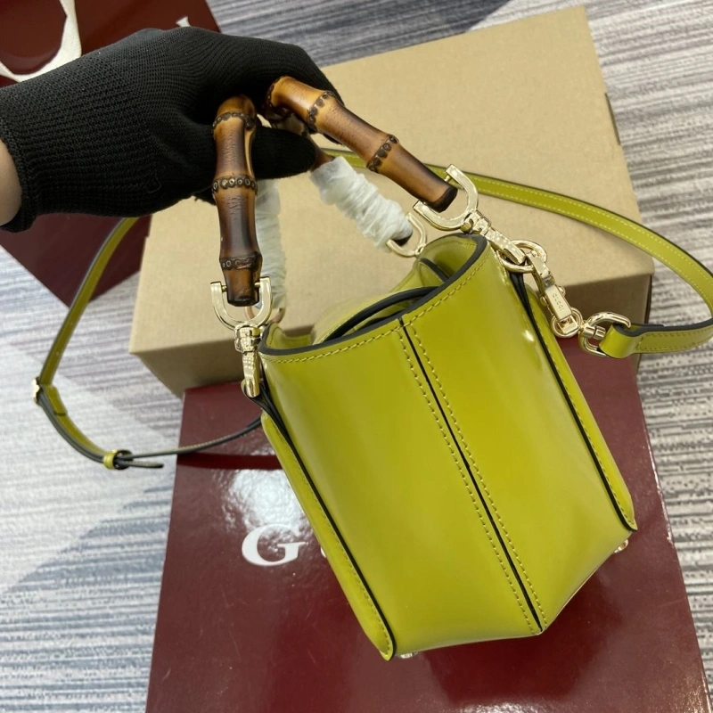 Gucci Shopping Bags 4011B-0038