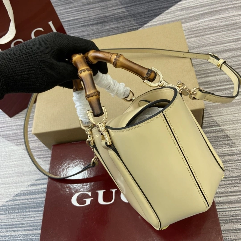 Gucci Shopping Bags 4011B-0039