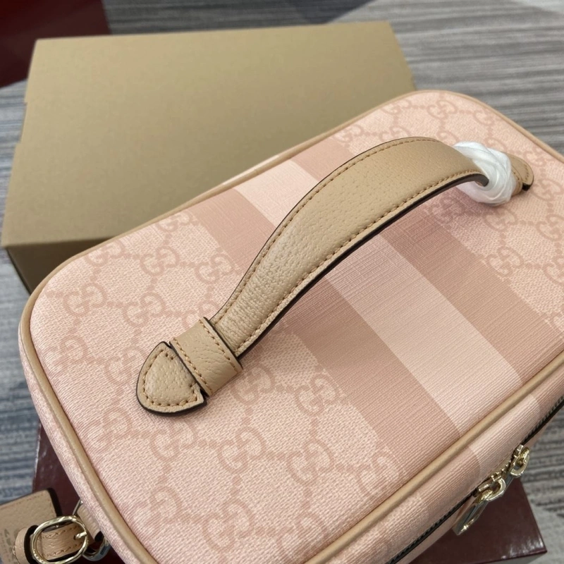 Gucci Cosmetic Bags 4011B-0117