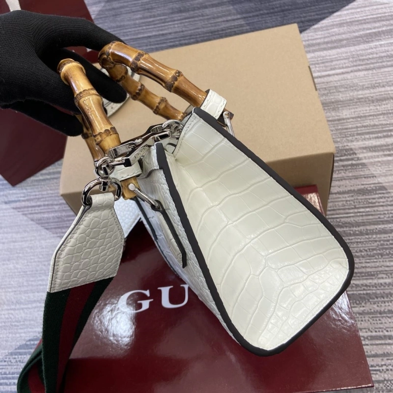 Gucci Top Handle Bags 4011B-0136