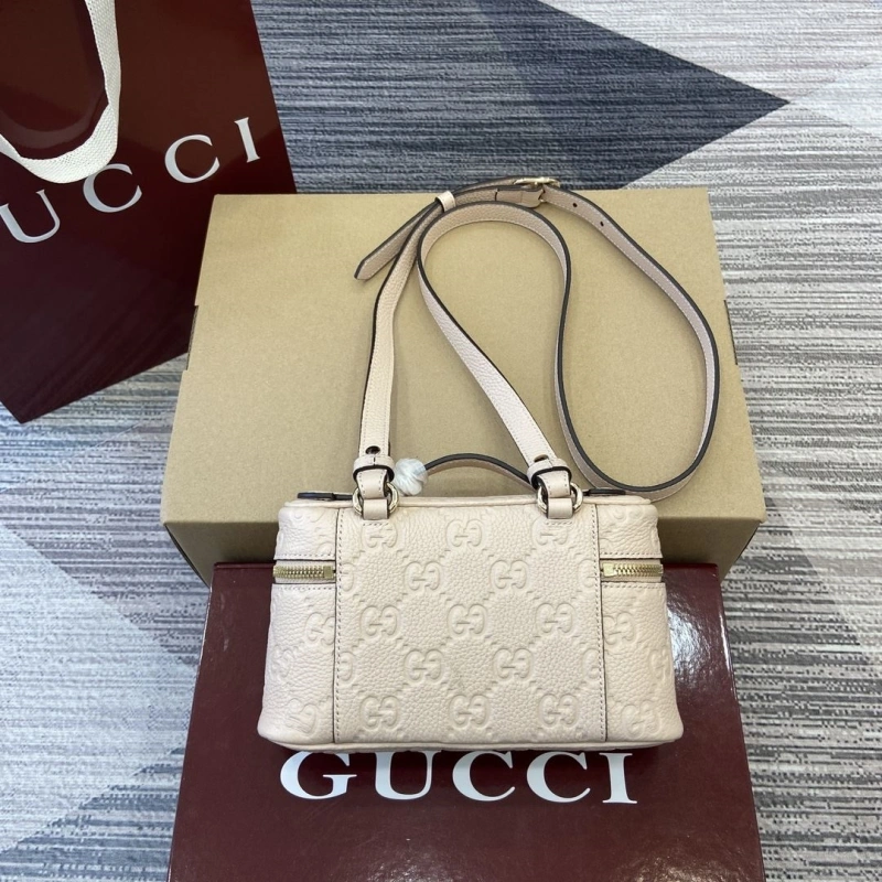 Gucci Top Handle Bags 4011C-0023