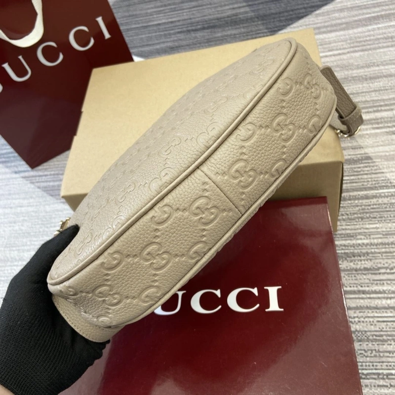 Gucci Top Handle Bags 4011C-0050