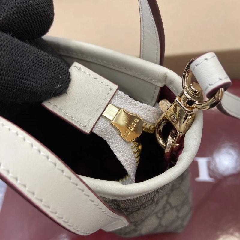 Gucci Top Handle Bags 4011C-0073