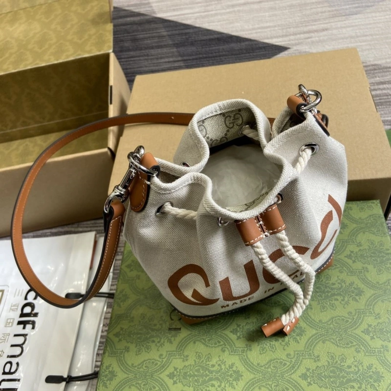 Gvc*1 bucket bags 4011h-0068