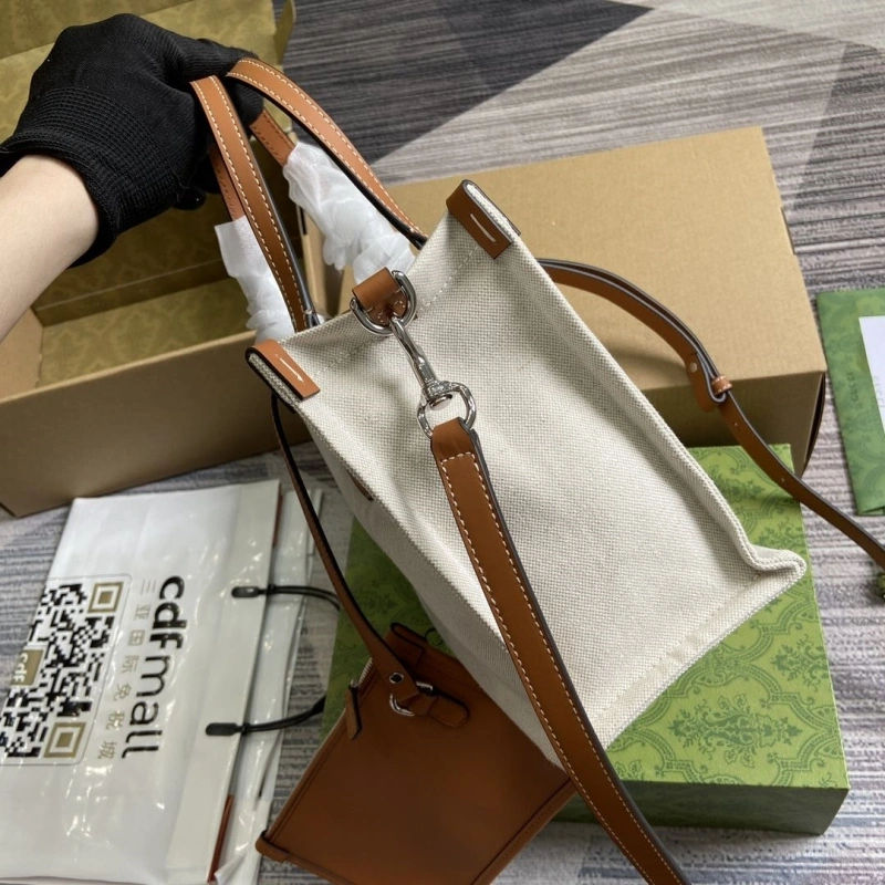 Gucci Shopping Bags 4011H-0107