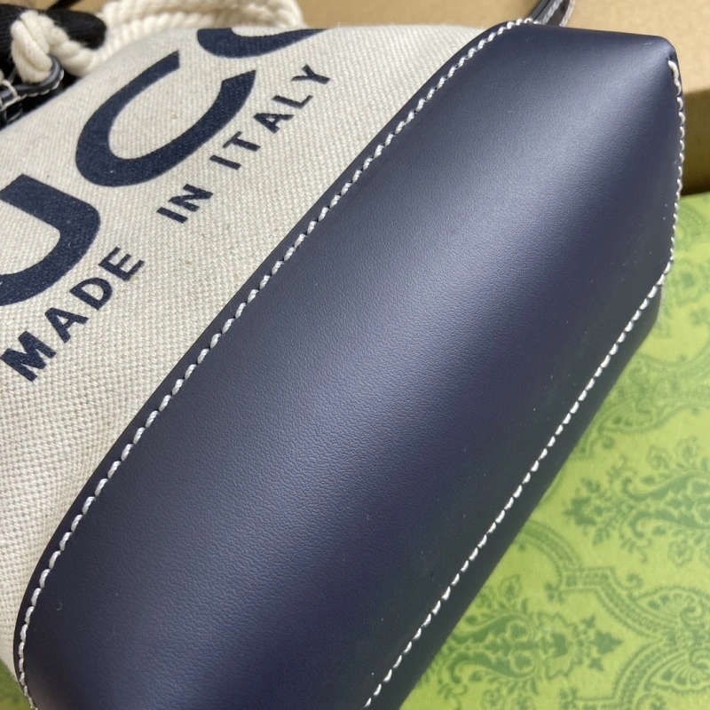 Gucci Bucket Bags 4011H-0109