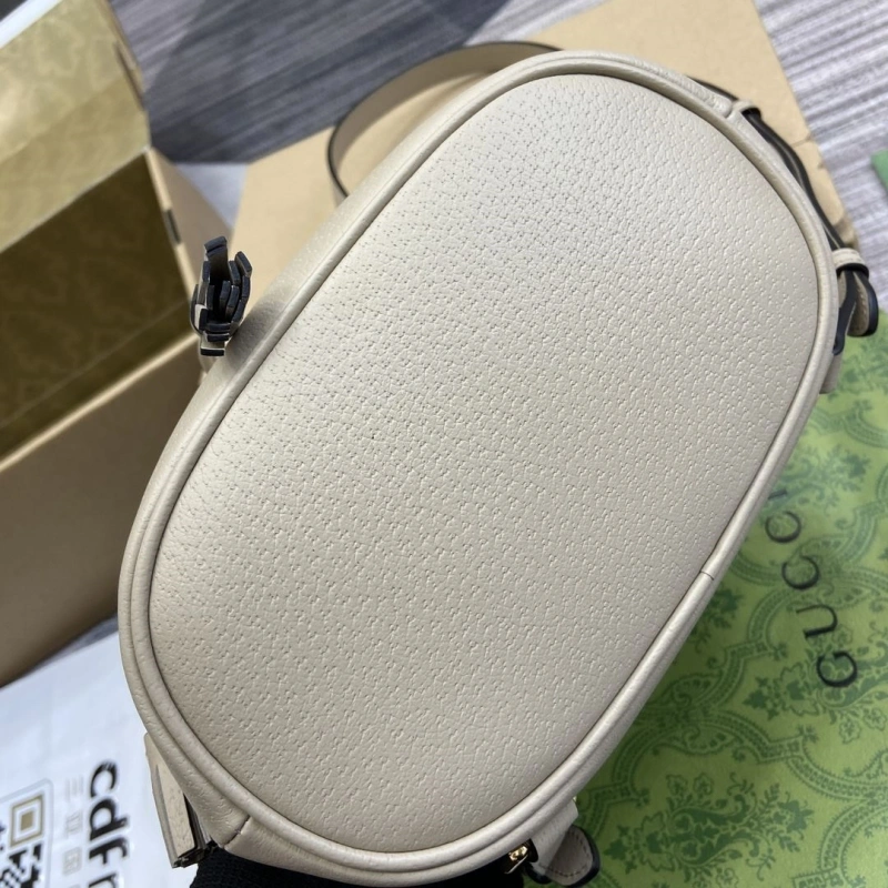 Gucci Backpacks 4011I-0006