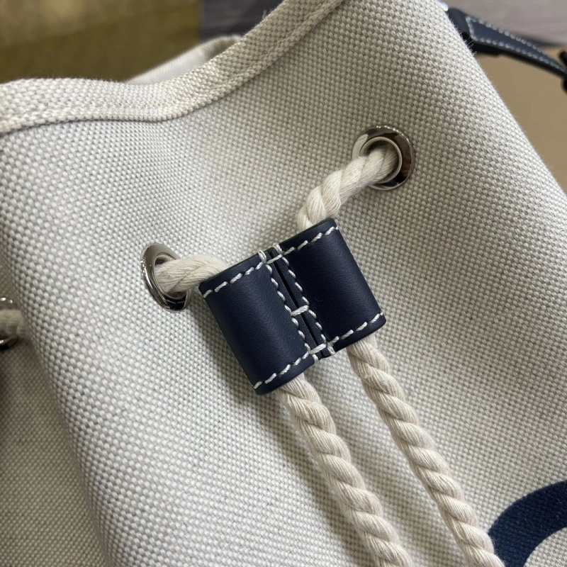 Gucci Bucket Bags 4011I-0020