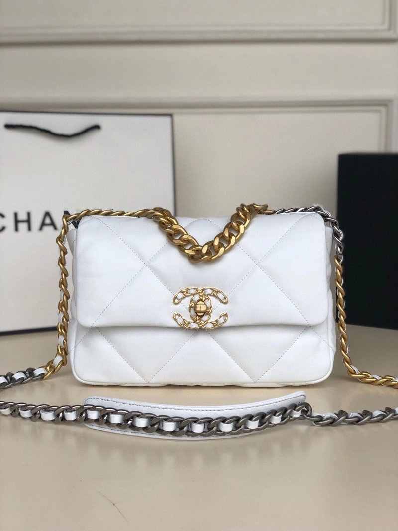 Chanel 19 Bags 4016A-0037