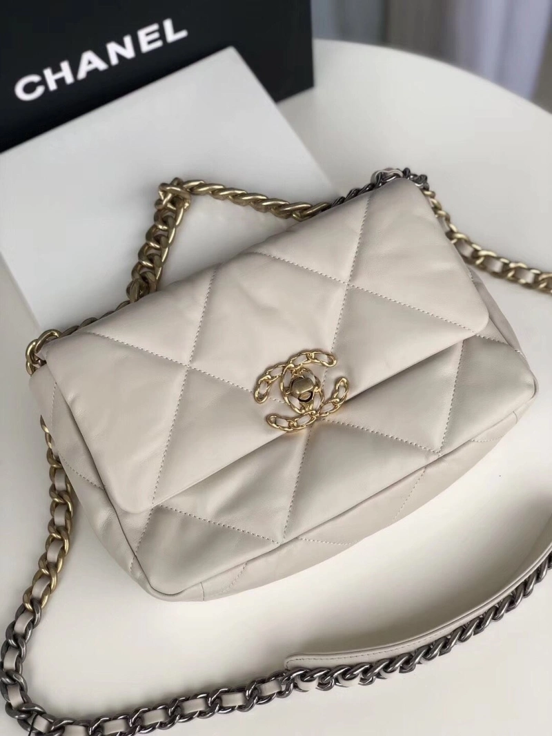 Chanel 19 Bags 4016A-0040