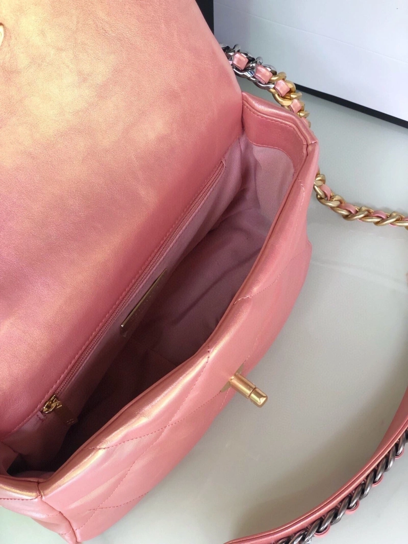 Chanel 19 Bags 4016A-0042
