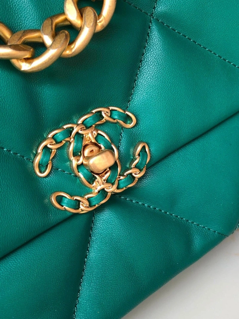 Chanel 19 Bags 4016A-0050