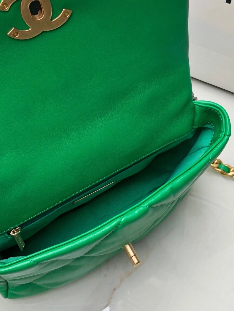 Chanel 19 Bags 4016A-0054