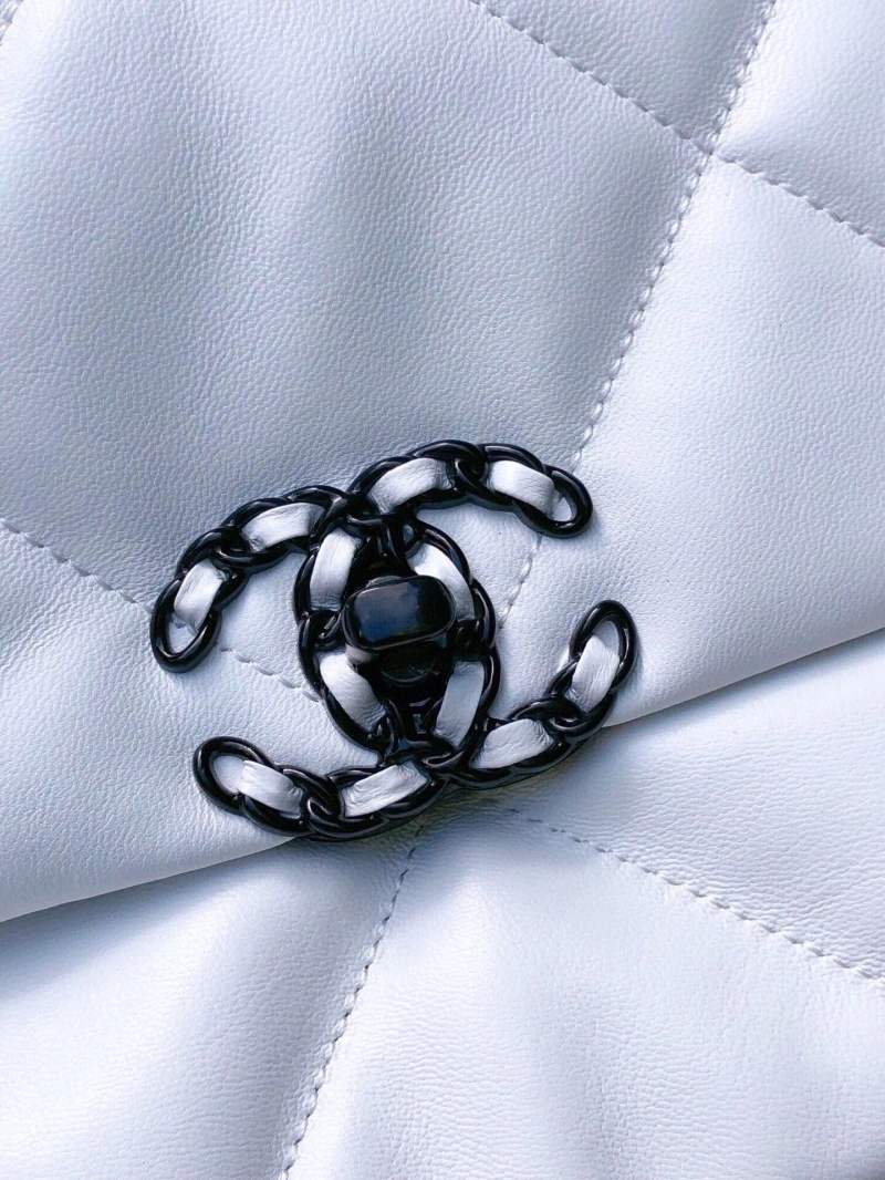 Chanel 19 Bags 4016A-0059