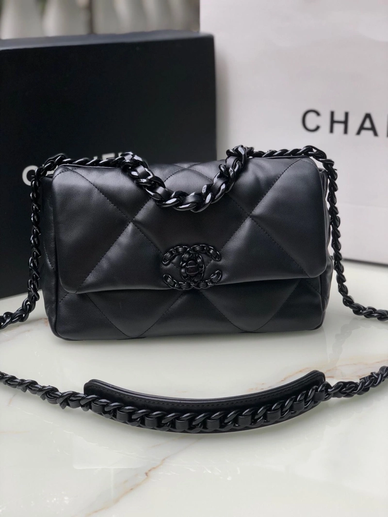 Chanel 19 Bags 4016A-0060