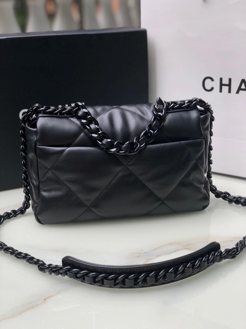 Chanel 19 Bags 4016A-0060
