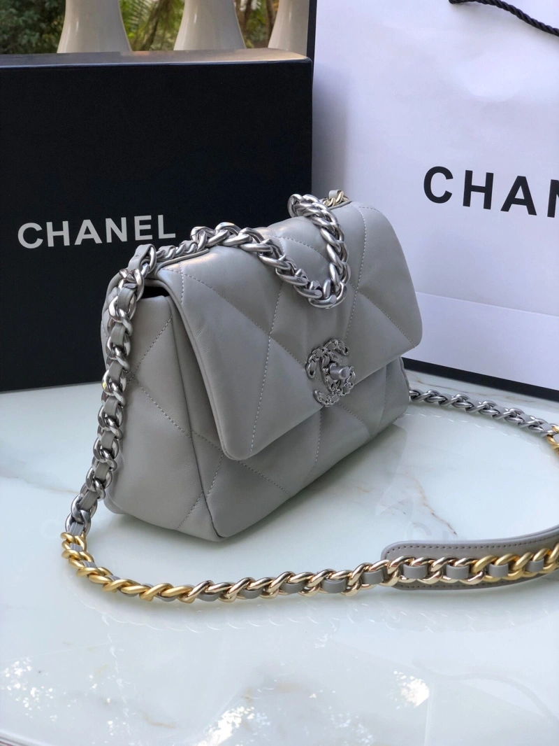 Chanel 19 Bags 4016A-0062