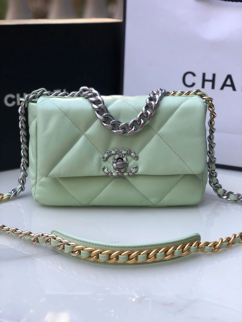 Chanel 19 Bags 4016A-0065