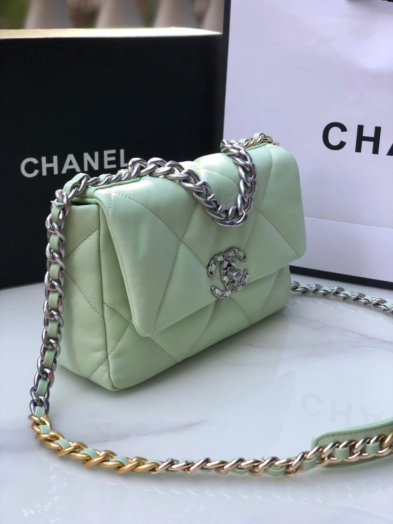Chanel 19 Bags 4016A-0065