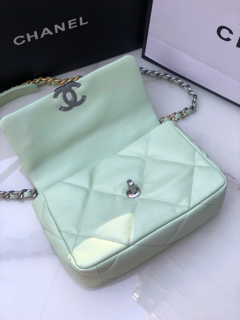 Chanel 19 Bags 4016A-0065