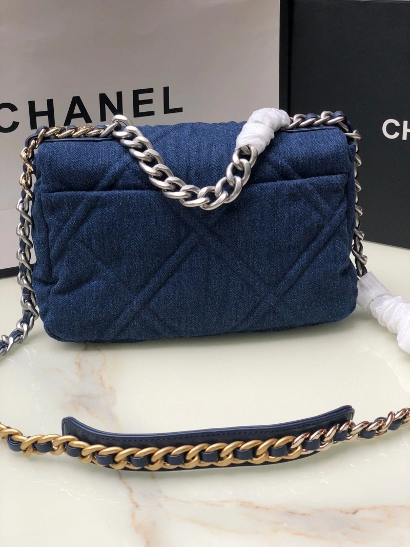 Chanel 19 Bags 4016A-0068