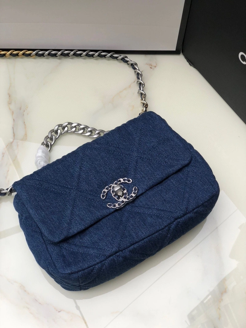 Chanel 19 Bags 4016A-0068