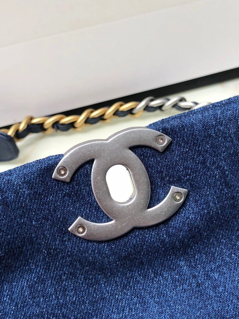 Chanel 19 Bags 4016A-0068