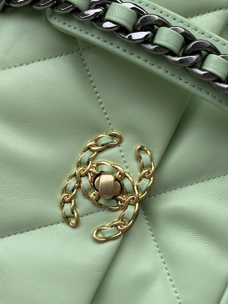 Chanel 19 Bags 4016A-0070
