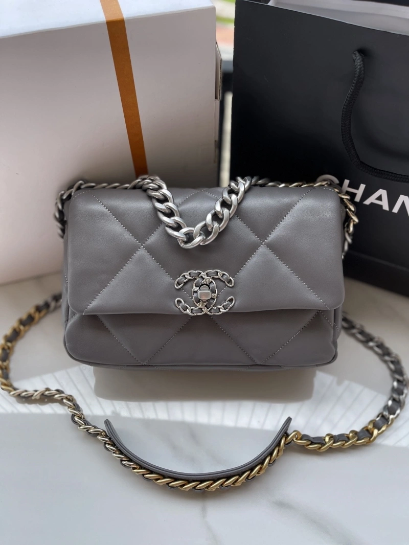 Chanel 19 Bags 4016A-0072
