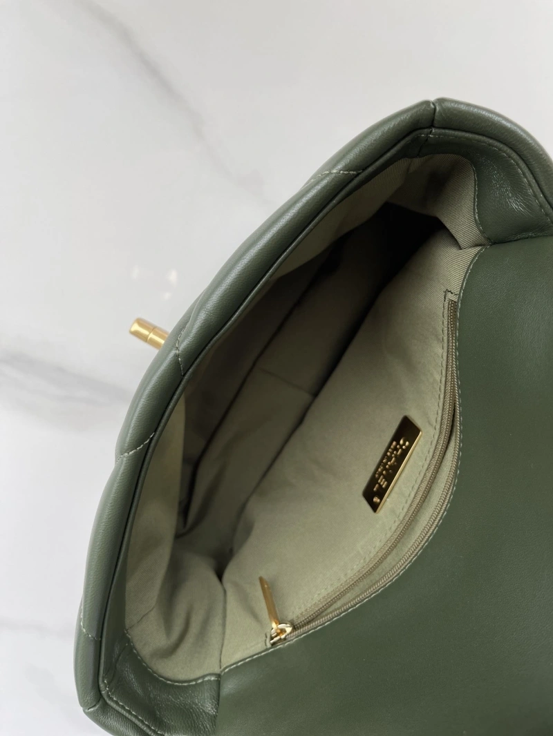 Chanel 19 Bags 4016A-0078