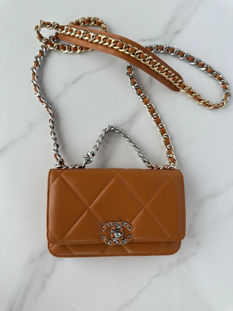 Chanel 19 Bags 4016A-0155