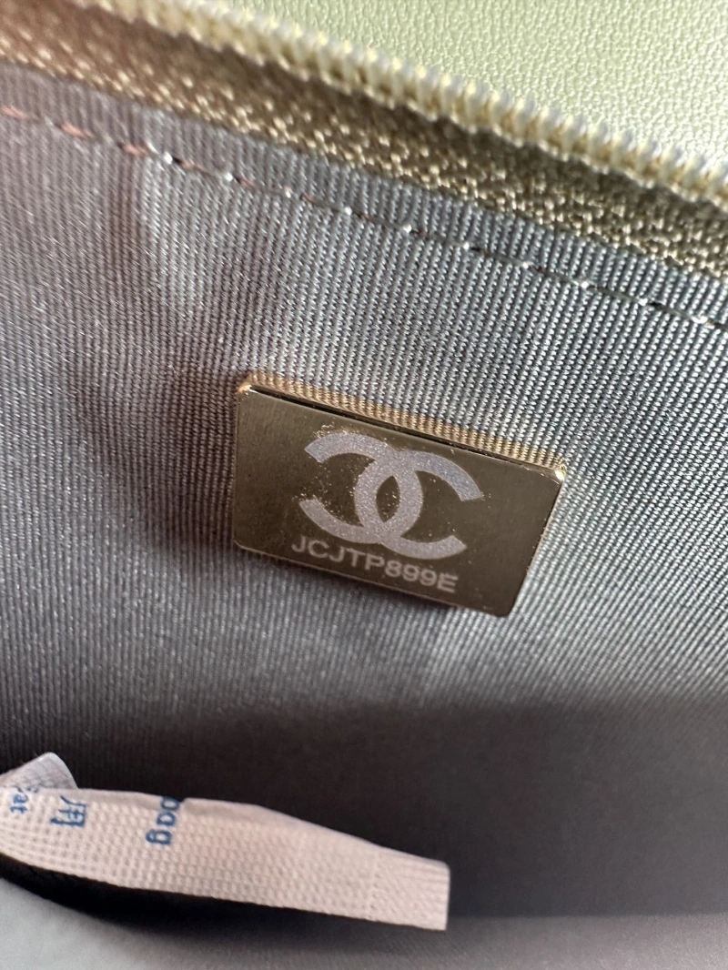 Chanel 19 Bags 4016A-0156