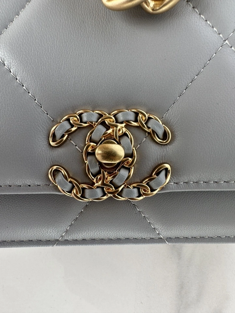 Chanel 19 Bags 4016A-0159