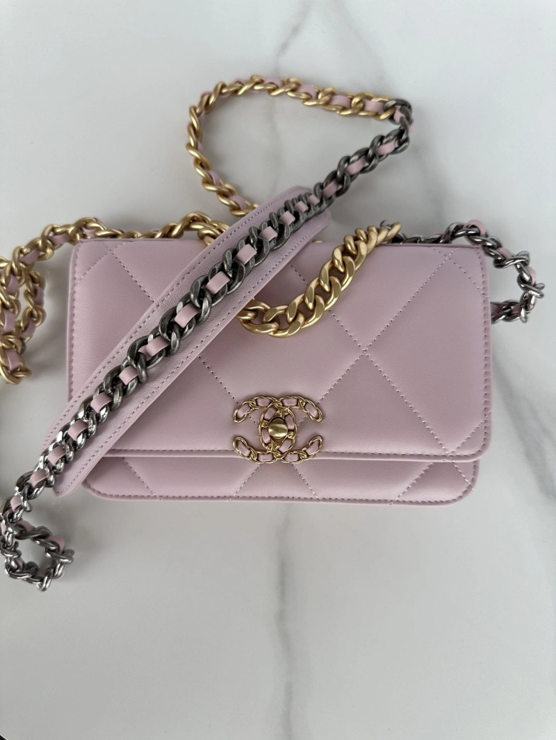 Chanel 19 Bags 4016A-0161
