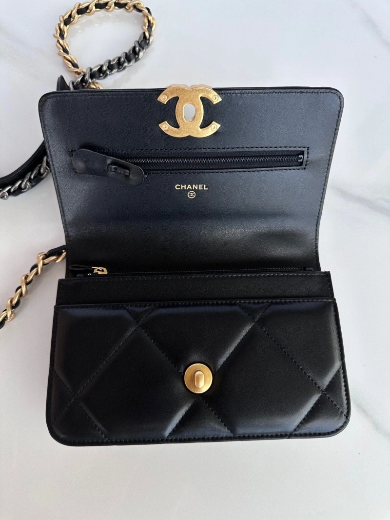 Chanel 19 Bags 4016A-0164