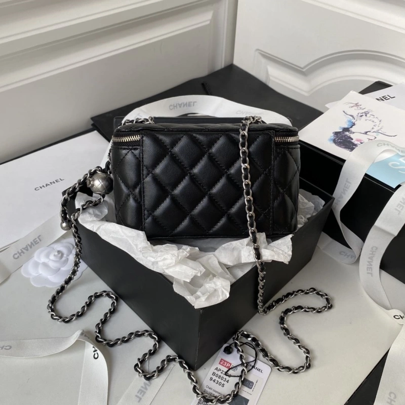 Chanel Cosmetic Bags 4016A-0200