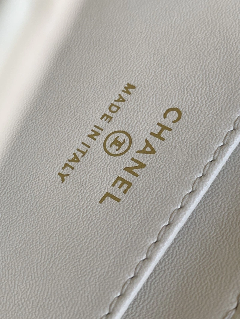 Chanel Round Bags 4016A-0467