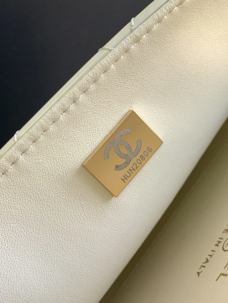 Chanel Round Bags 4016A-0467