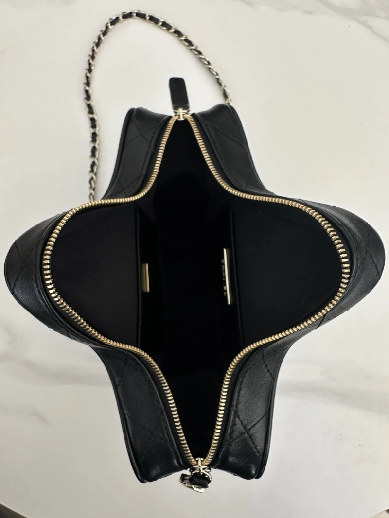 Ch**el round bags 4016a-0501