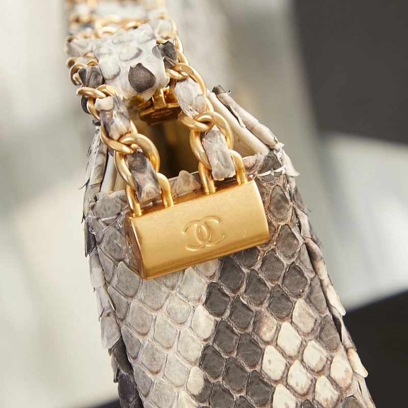 Chanel Top Handle Bags 4016A-0548