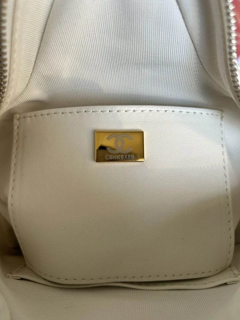 Chanel Round Bags 4016A-0571