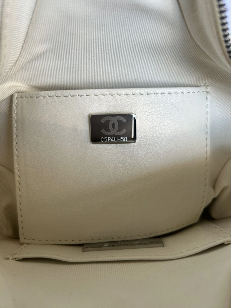 Chanel Round Bags 4016A-0572