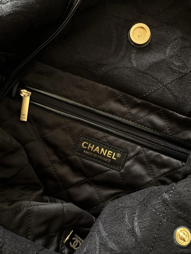 Chanel Gabrielle Bags 4016A-0589