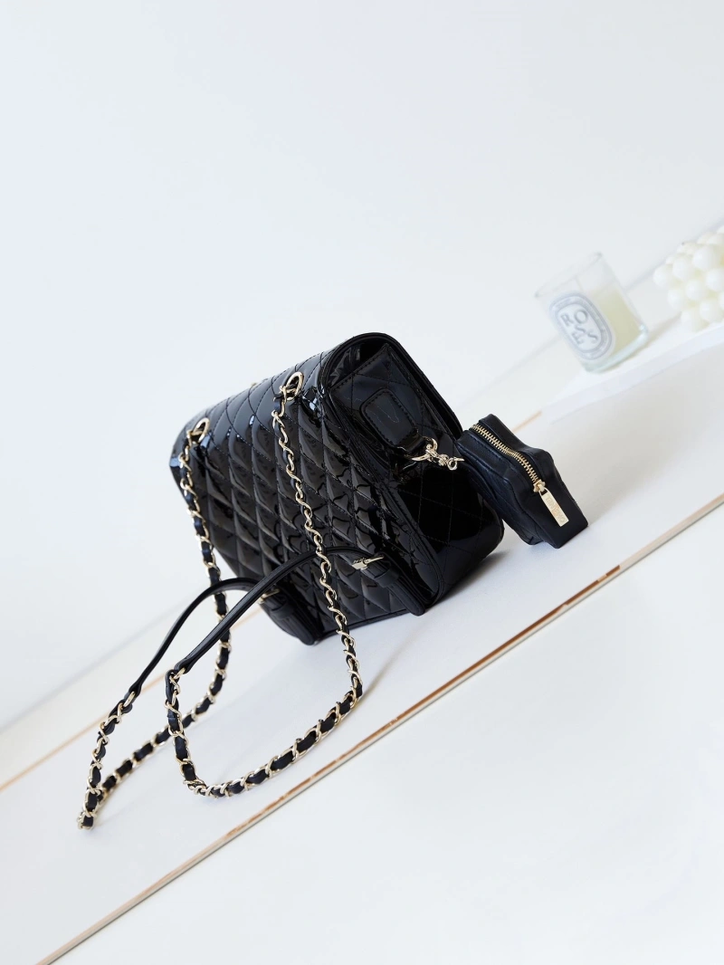 Chanel 19 Bags 4016A-0657