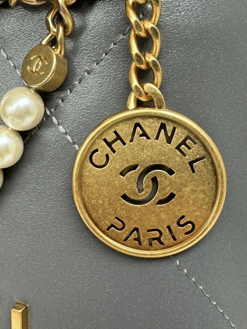 Chanel Shopping Bags 4017-0009