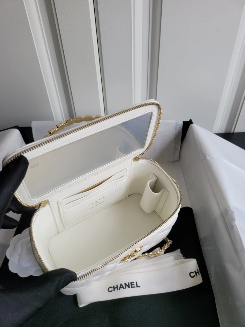 Chanel Cosmetic Bags 4017-0041